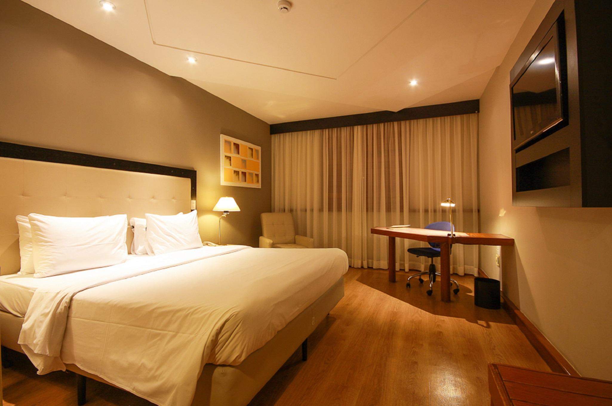 Hotel Pestana San Paolo Esterno foto