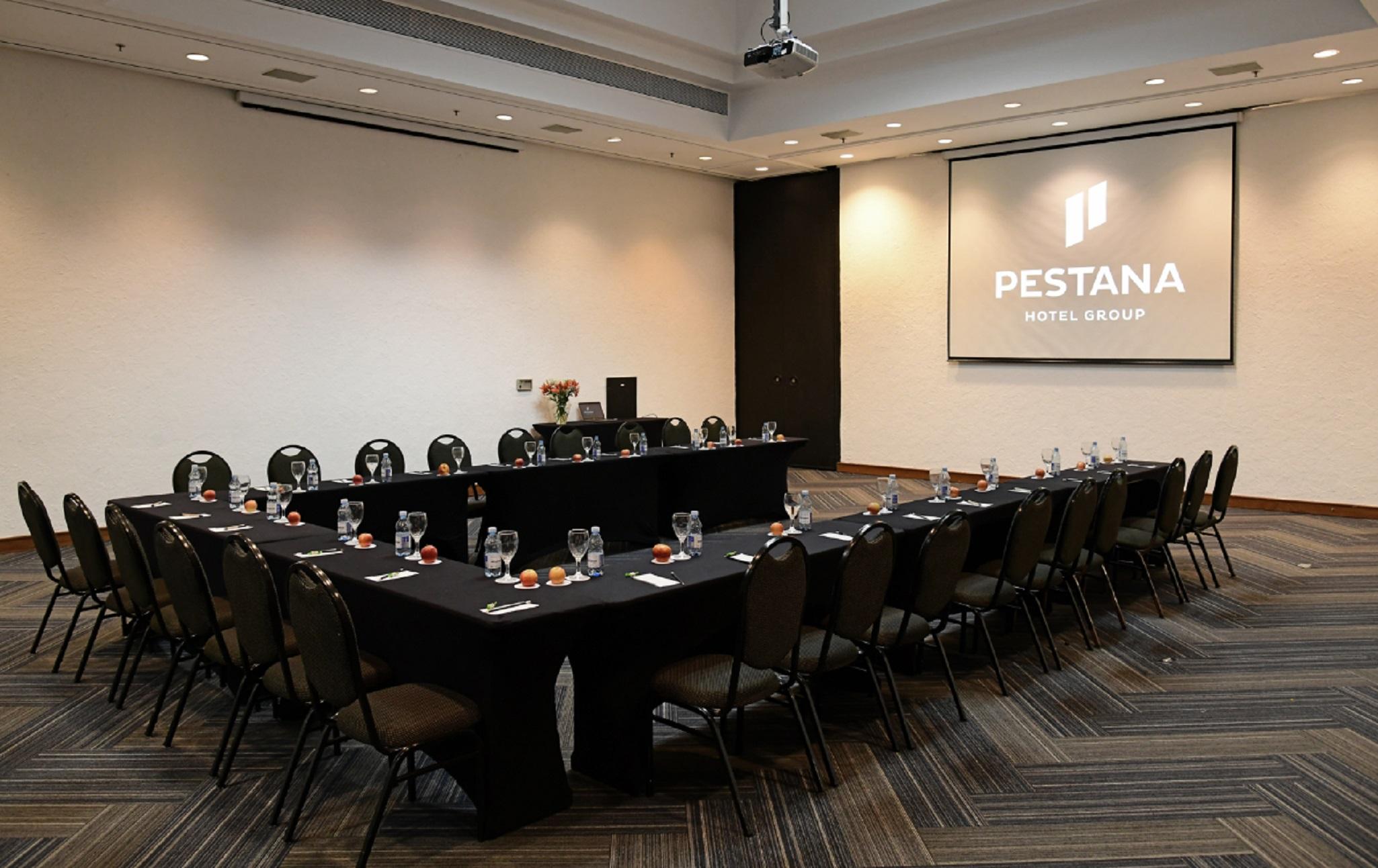Hotel Pestana San Paolo Esterno foto