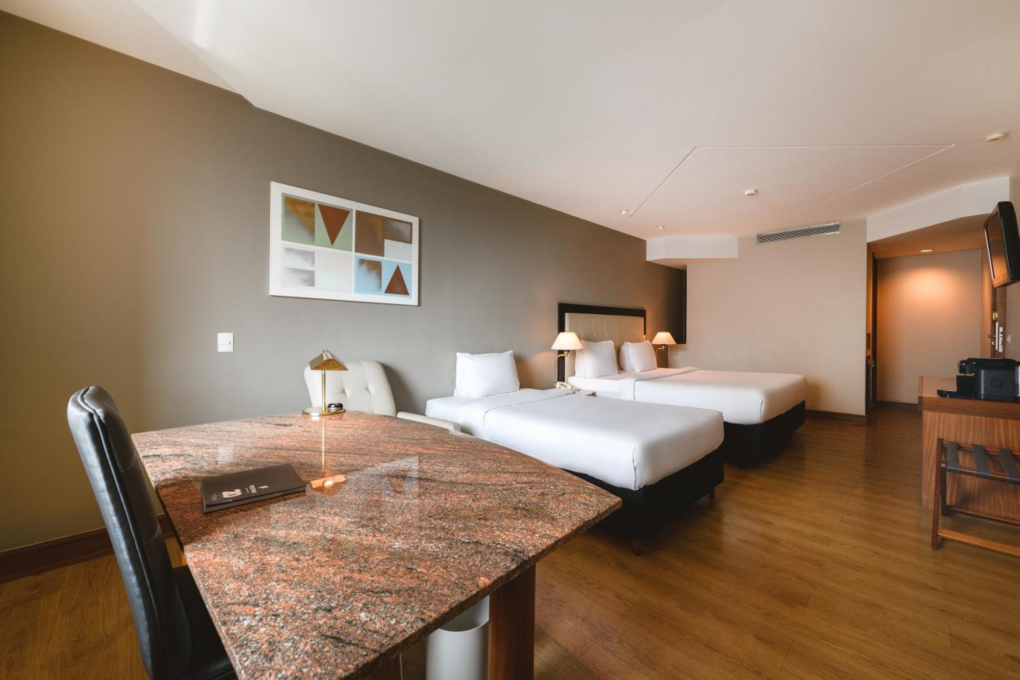 Hotel Pestana San Paolo Esterno foto